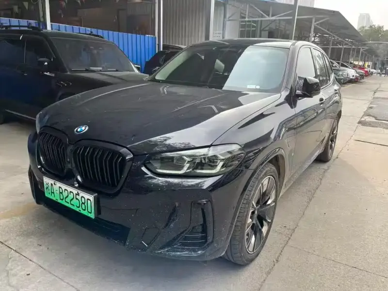 BMW iX3, 2022