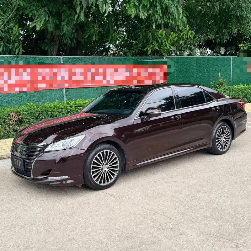 Toyota Crown, 2018