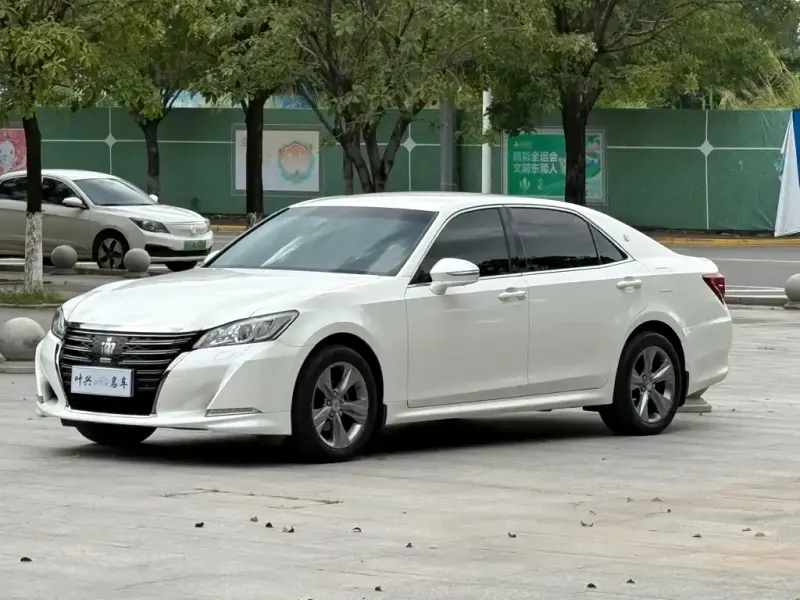 Toyota Crown, 2019