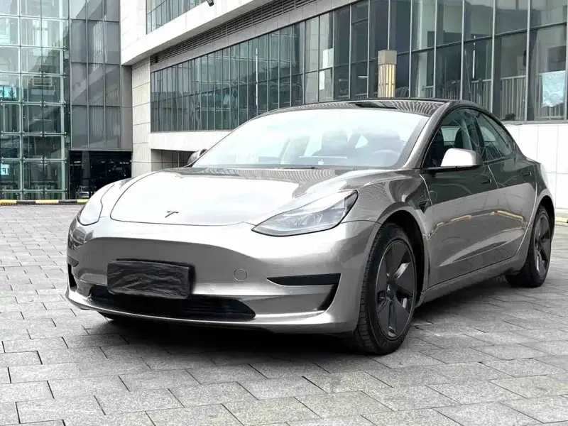 Tesla Model 3, 2023