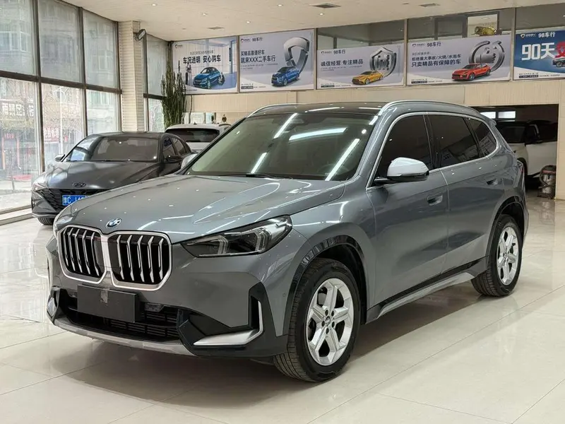 BMW X1 sDrive20Li X, 2023 — фото 1
