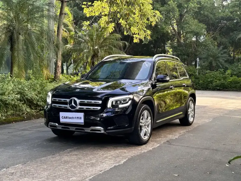 Mercedes-Benz GLB, 2022