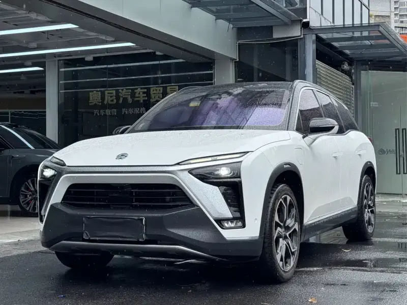 NIO ES8, 2021