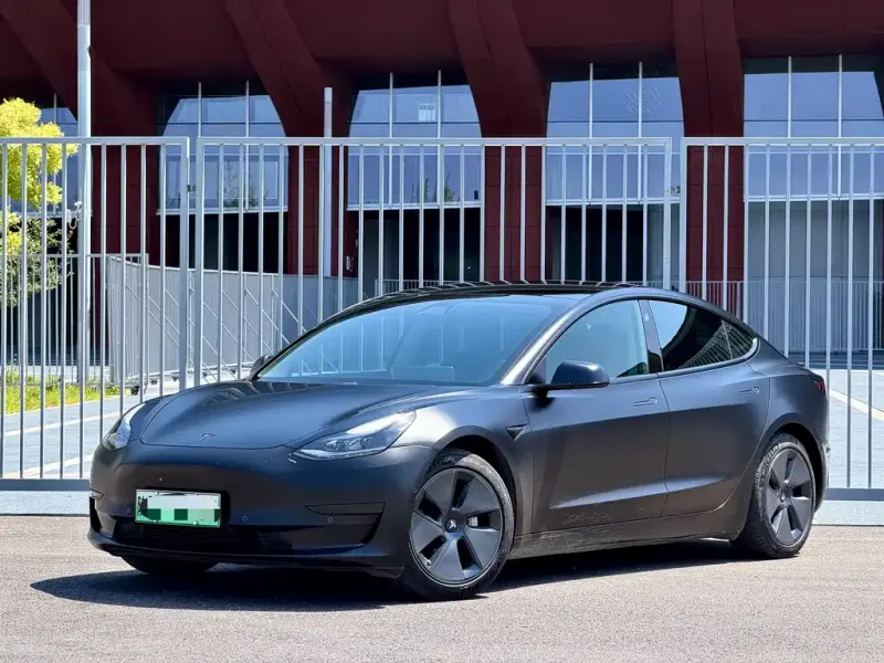 Tesla Model 3, 2021