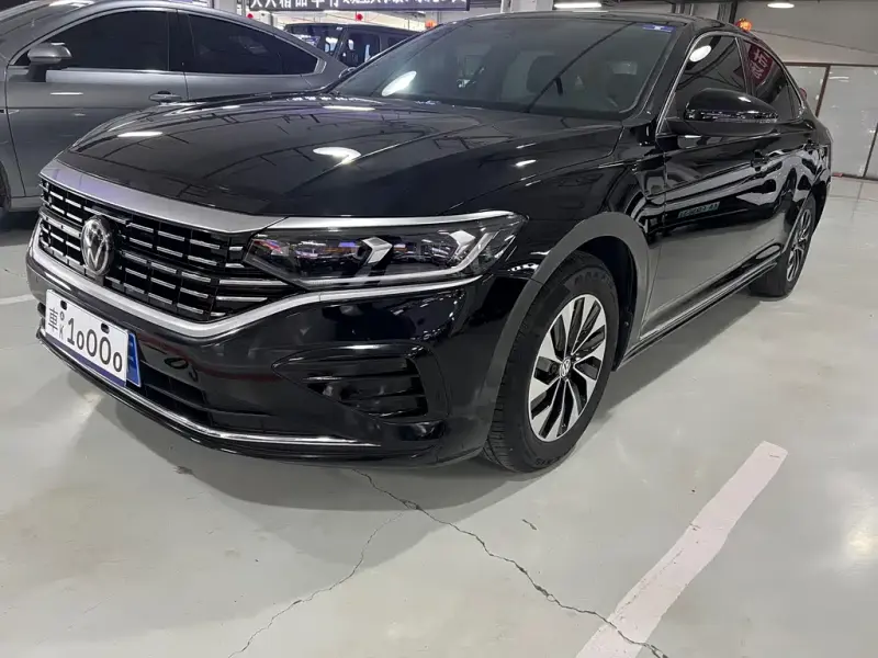 Volkswagen Passat, 2023