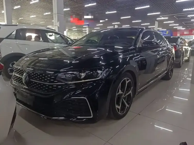 Volkswagen Passat, 2024