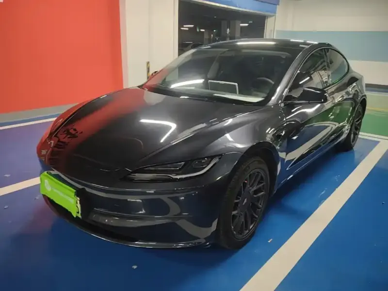 Tesla Model 3, 2024