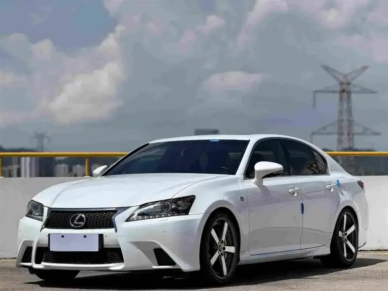 Lexus GS, 2015