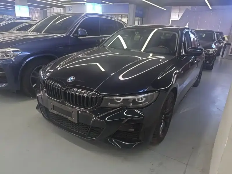 BMW 3 Series, 2022