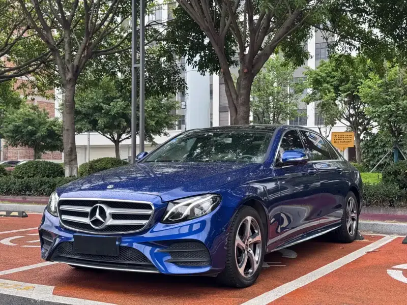Mercedes-Benz E-Class, 2018 — фото 1
