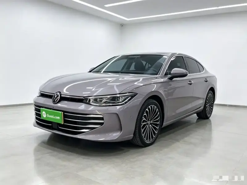 Volkswagen Passat, 2024