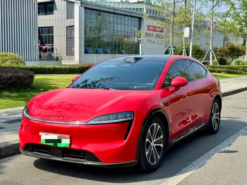 Luxeed Zhijie R7, 2025