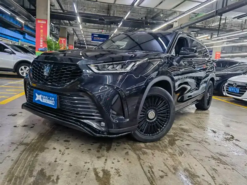 Toyota Crown Kluger, 2023
