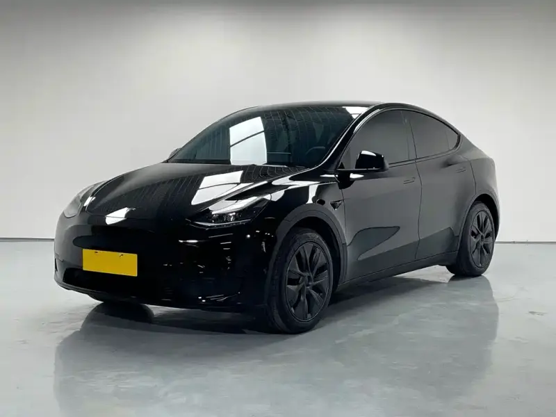 Tesla Model Y, 2023