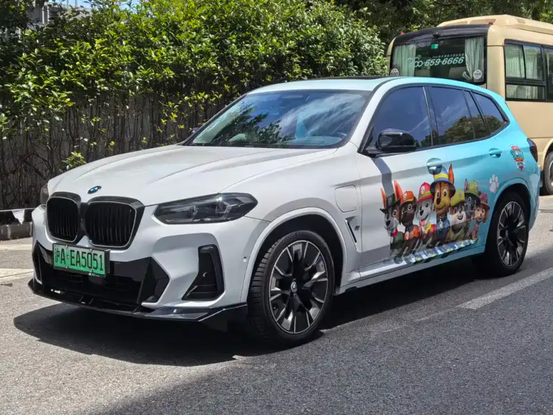 BMW iX3, 2024