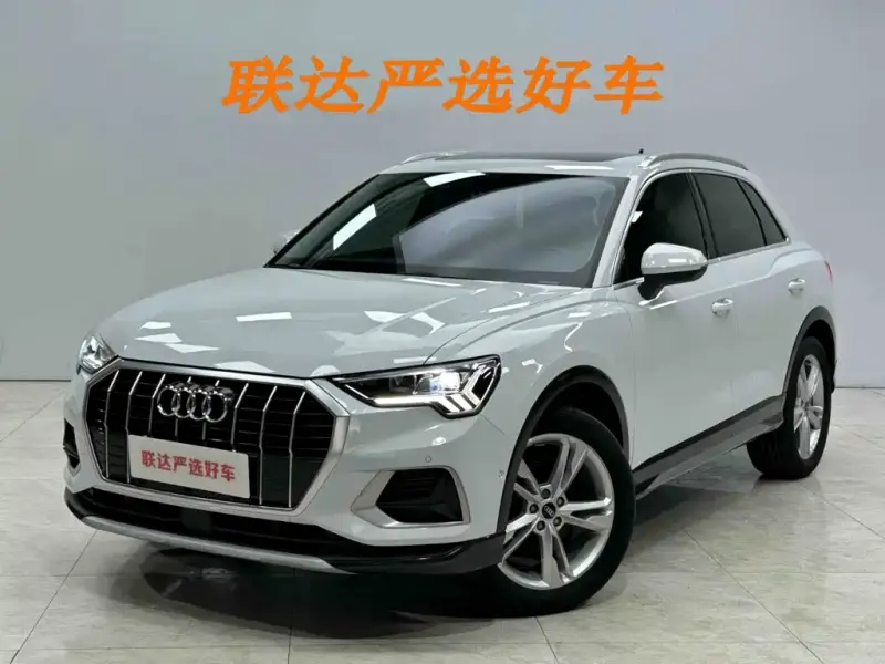 Audi Q3, 2022