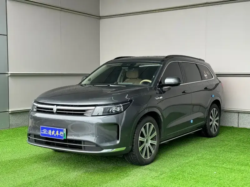 AITO M7, 2025