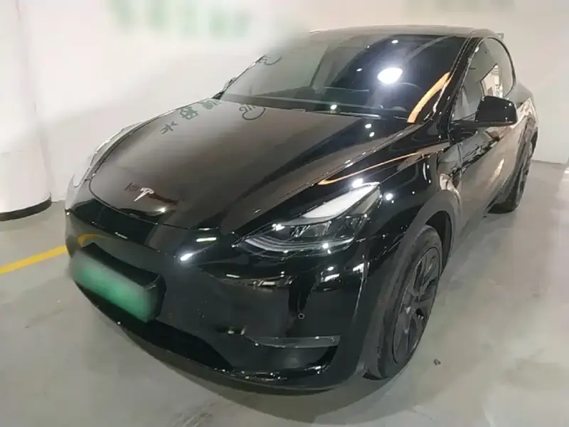 Tesla Model Y, 2023