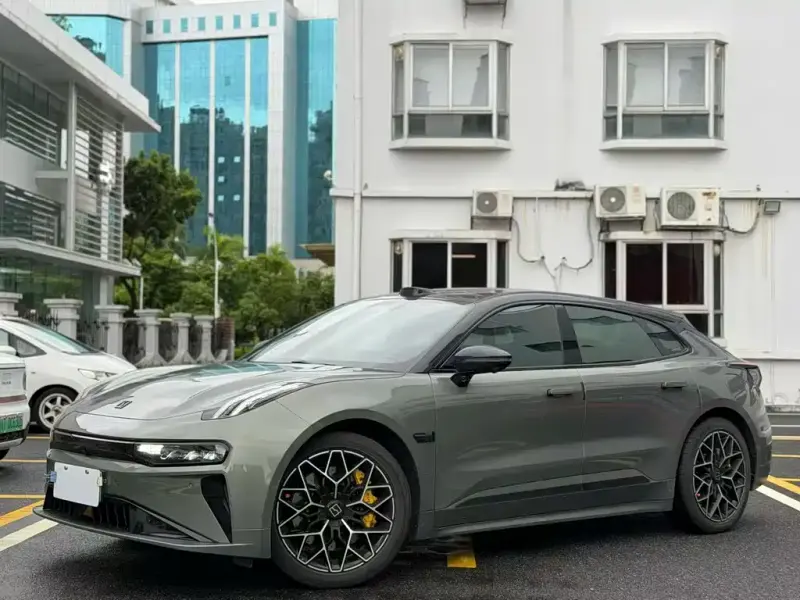 Zeekr 001, 2024