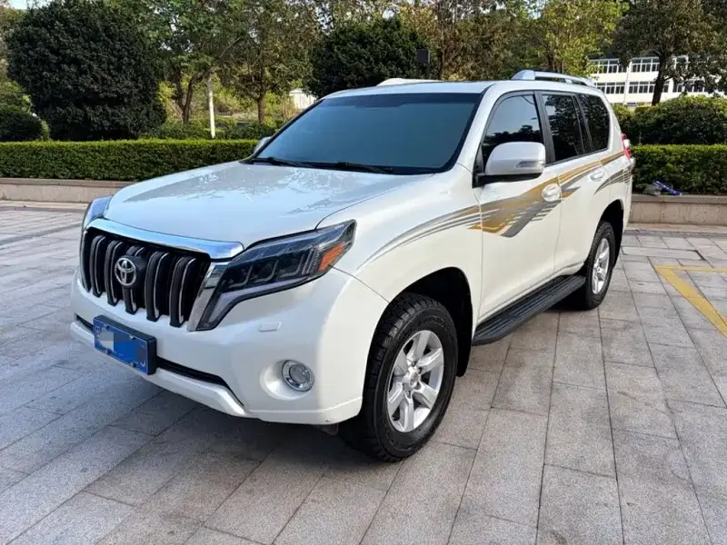 Toyota Prado, 2017 — фото 1