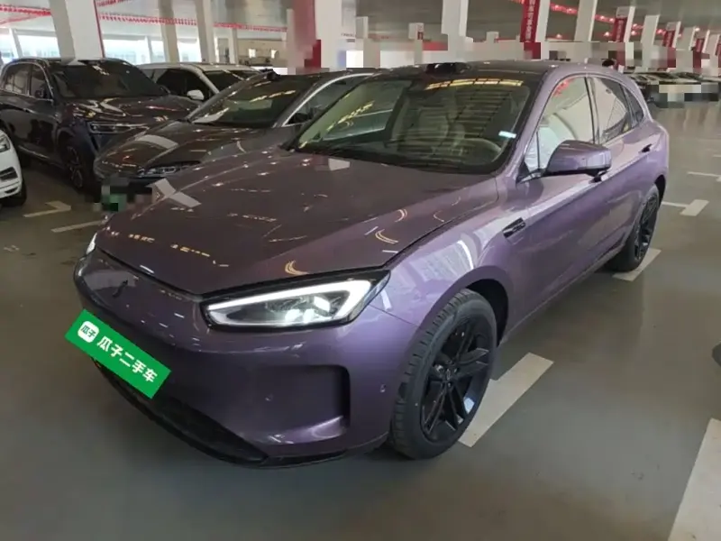 AITO M5, 2025