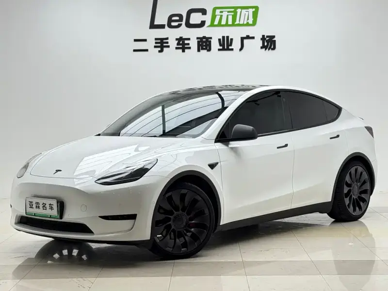 Tesla Model Y, 2023