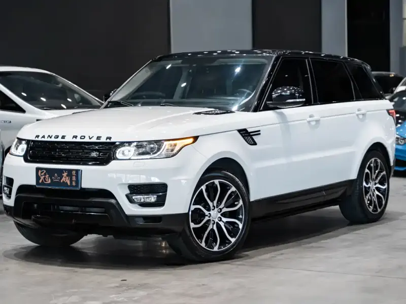 Land Rover Sport, 2015
