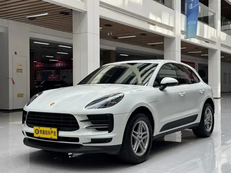 Porsche Macan, 2019 — фото 1