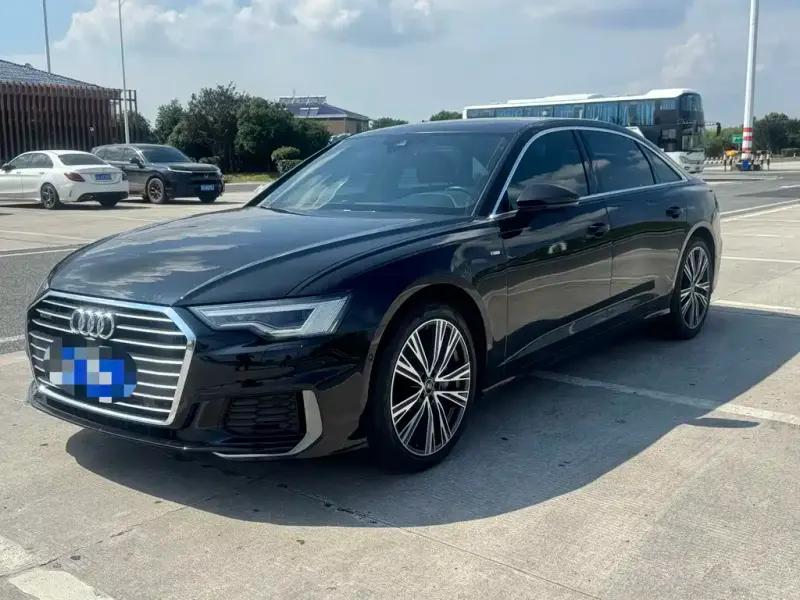 Audi A6L, 2022