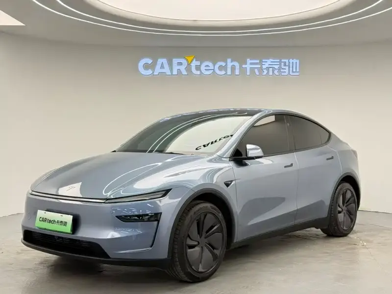 Tesla Model Y, 2026