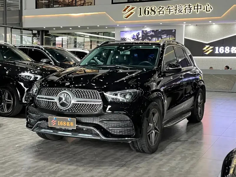Mercedes-Benz GLE( ), 2020 — фото 1