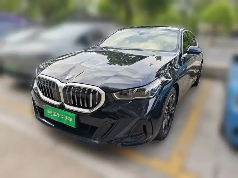 BMW 5 Series, 2025