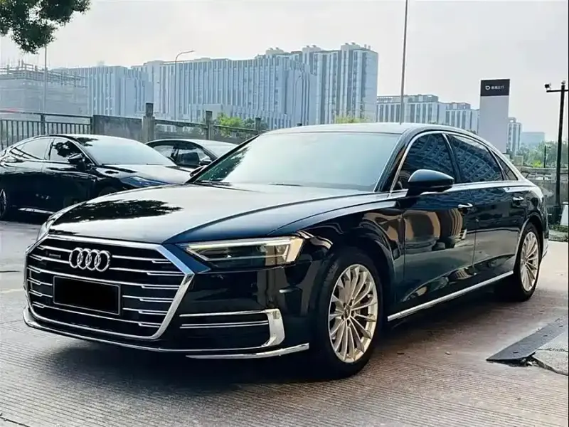 Audi A8, 2021