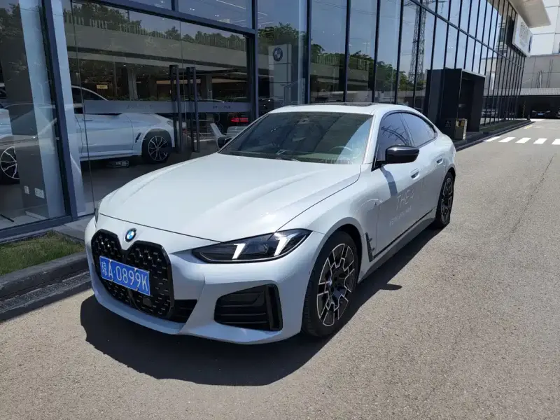 BMW 4 Series, 2025