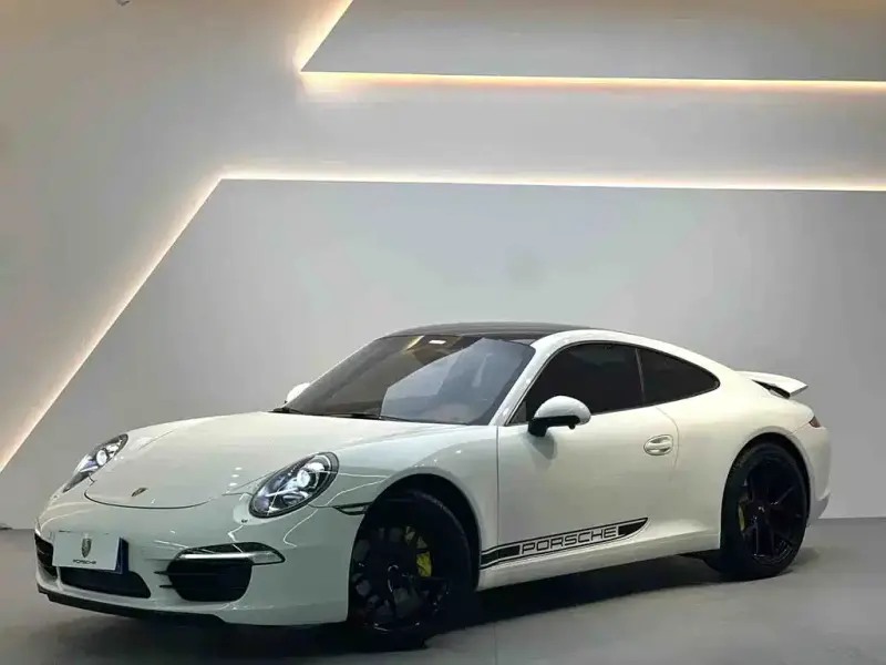 Porsche 911, 2015