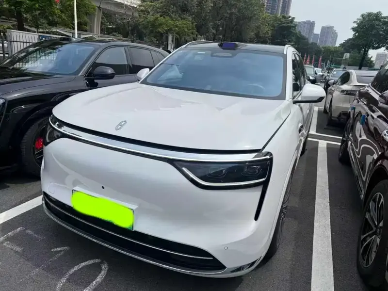 AITO M8, 2025