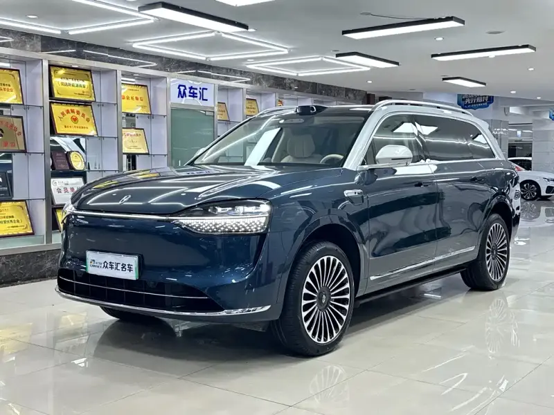 AITO M9, 2025