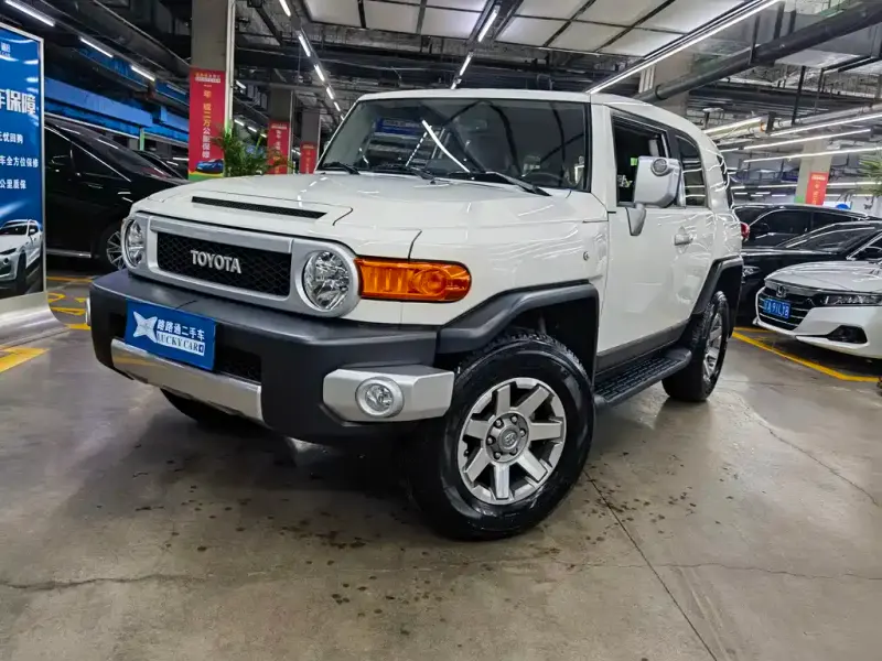 Toyota FJ Cruiser, 2024