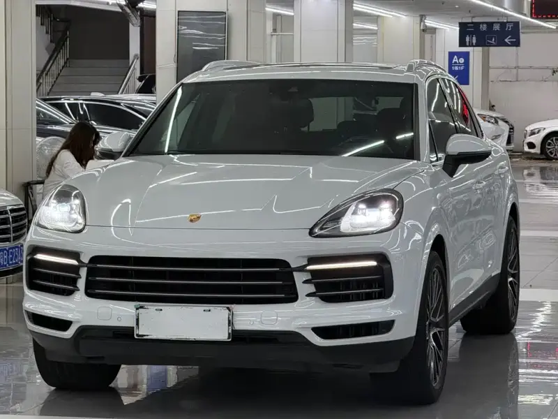 Porsche Cayenne, 2021