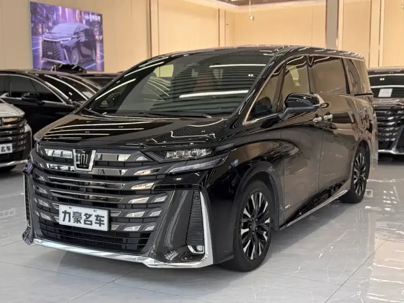 Toyota Vellfire, 2025