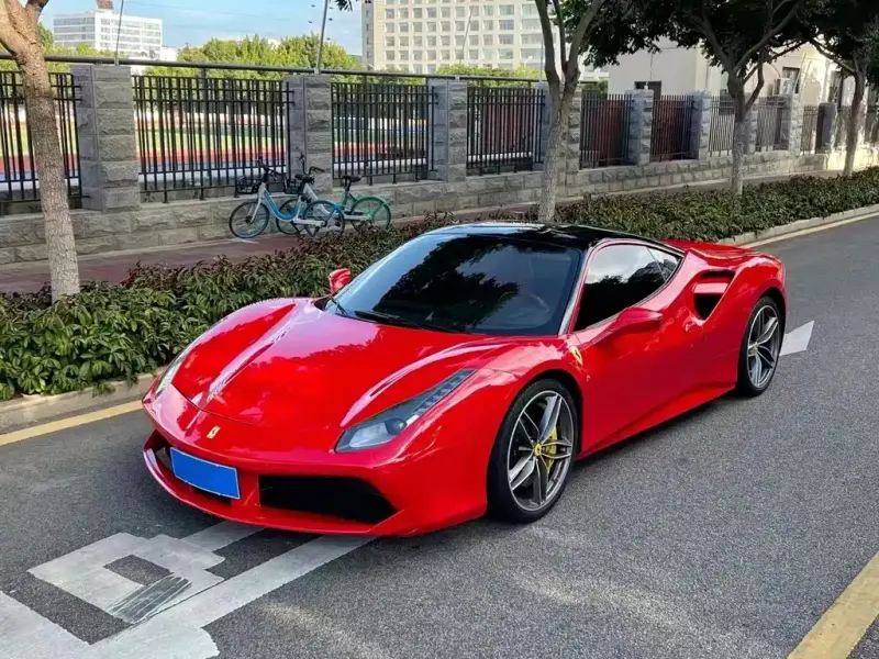 Ferrari 488, 2016