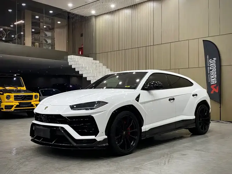 Lamborghini Urus, 2020
