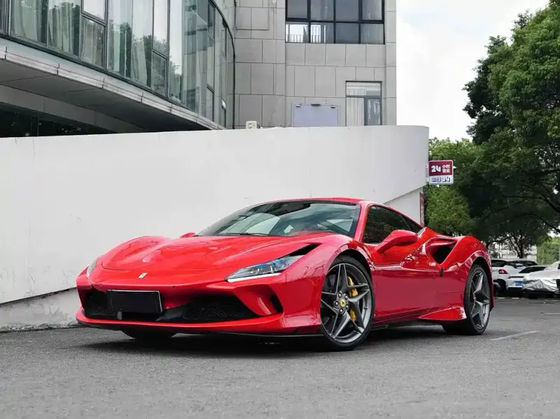 Ferrari F8, 2022 — фото 1