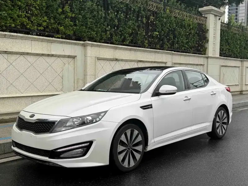 Kia K5, 2012