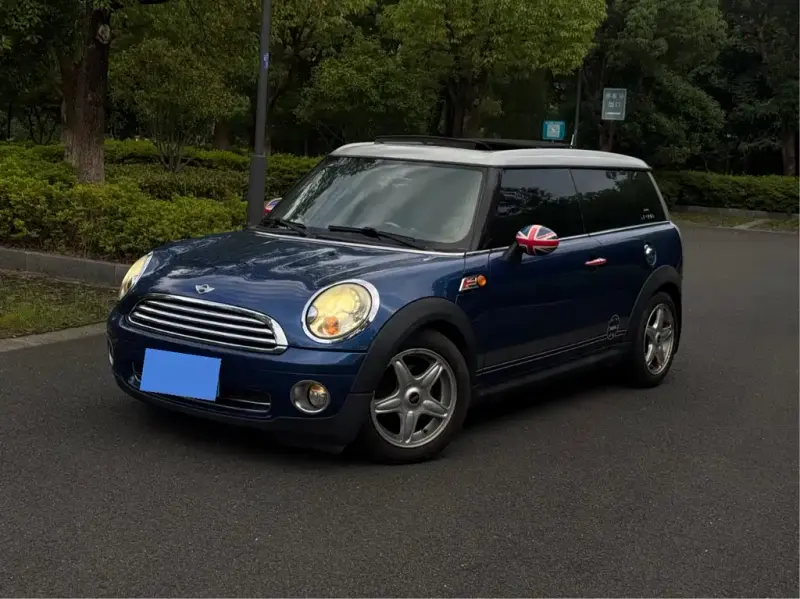 MINI Clubman, 2009