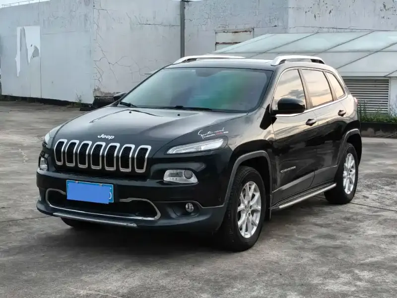Jeep Cherokee, 2016