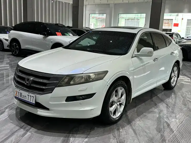 Honda Crosstour, 2012