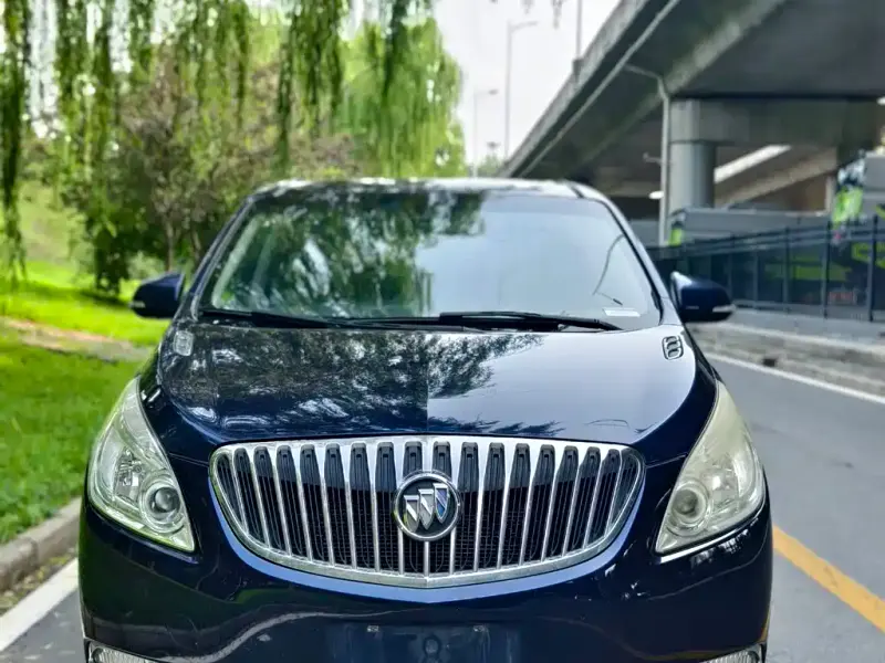 Buick GL8, 2014