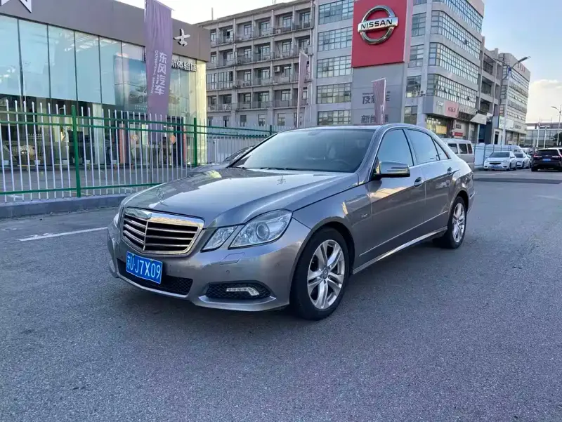 Mercedes-Benz E-Class (Import), 2010