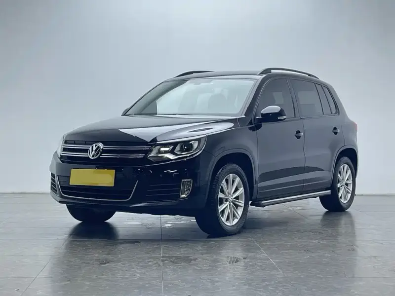 Volkswagen Tiguan, 2015